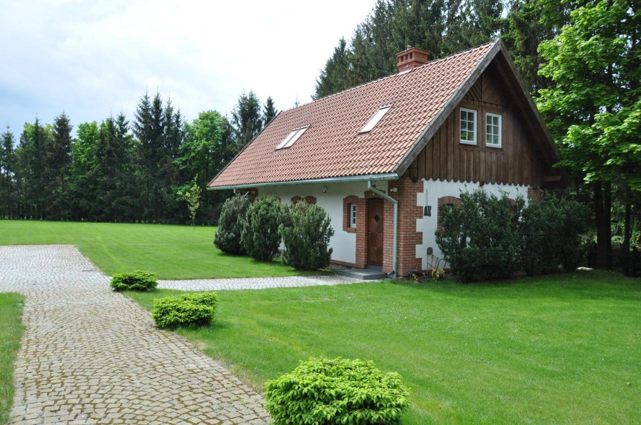 Monte Carvick Nad Jeziorem Seksty Karwik Екстер'єр фото