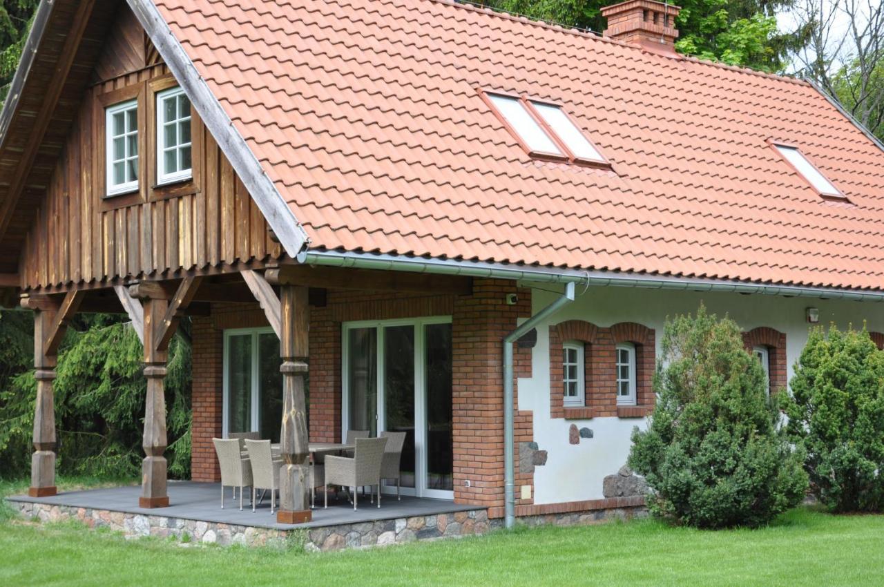 Monte Carvick Nad Jeziorem Seksty Karwik Екстер'єр фото